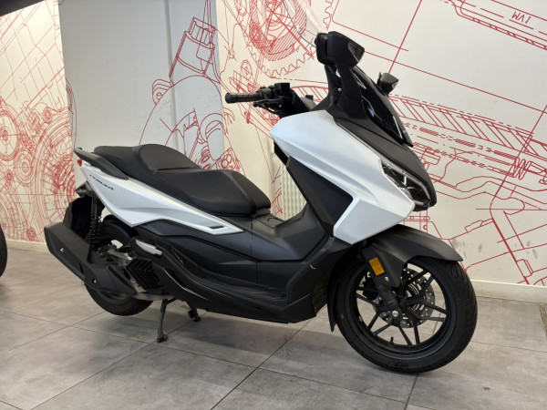 HONDA NSS FORZA 125 - GARANTIE 6 ANS - 115€/MOIS*