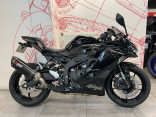 KAWASAKI NINJA ZX-4R PACK PERFOMANCE GARANTIE 2028 - 146e/MOIS*