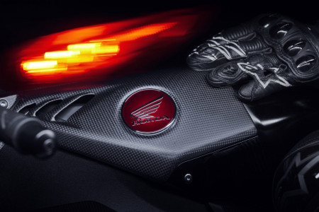 CBR1000RR-R SP Carbon Edition : La piste s